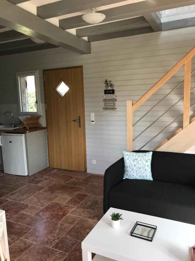 Maison Au Bord De Riviere , Proche De La Mer- Semi Rigide Plein Air En Option *